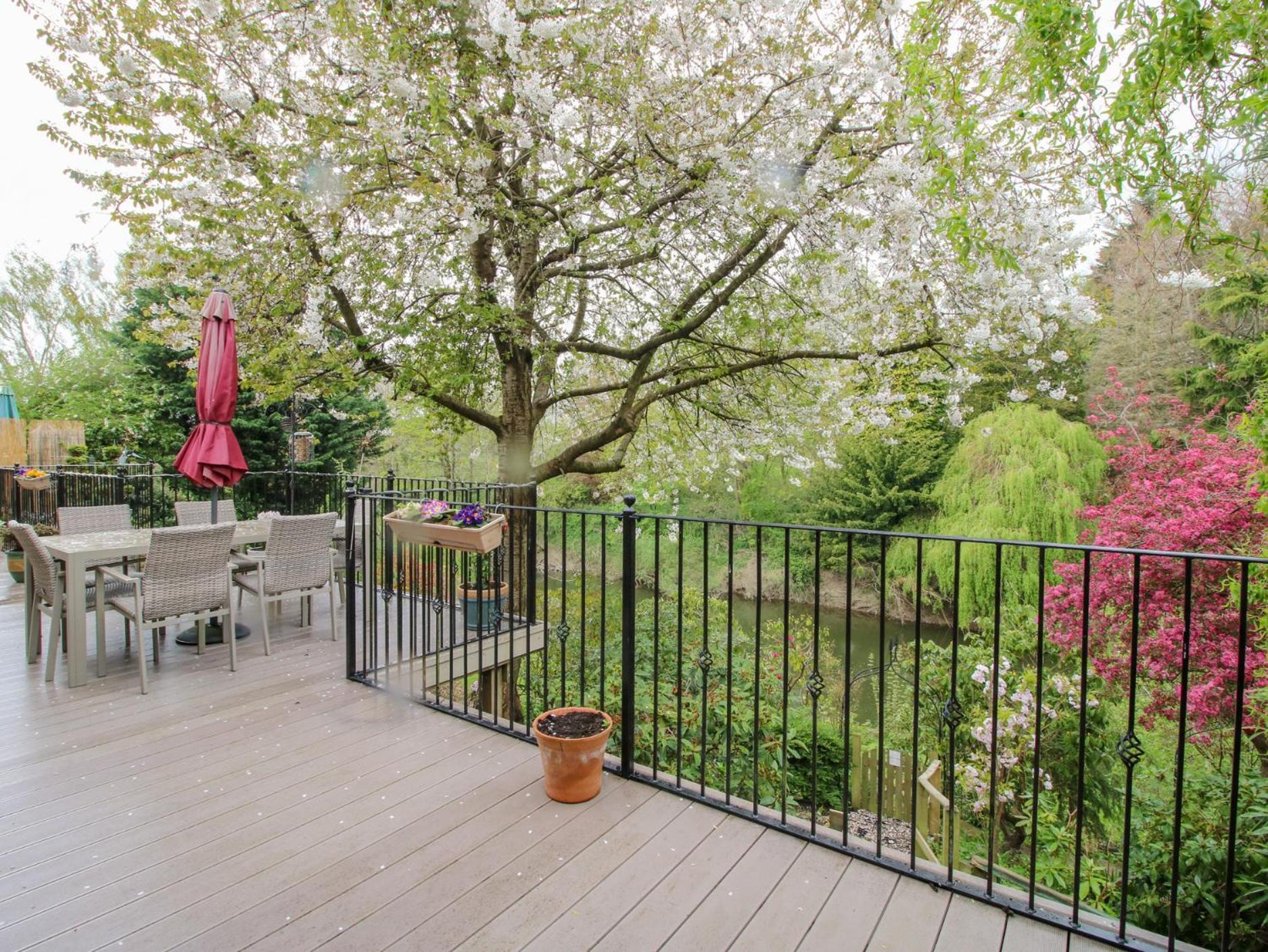 Riverdale Shrewsbury Extérieur photo